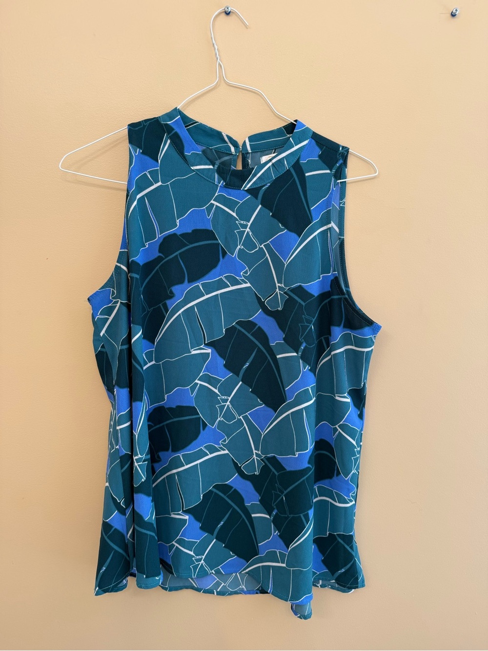 Mud Pie Teal and Blue Tropical-Leaf Print Sleeveless Top